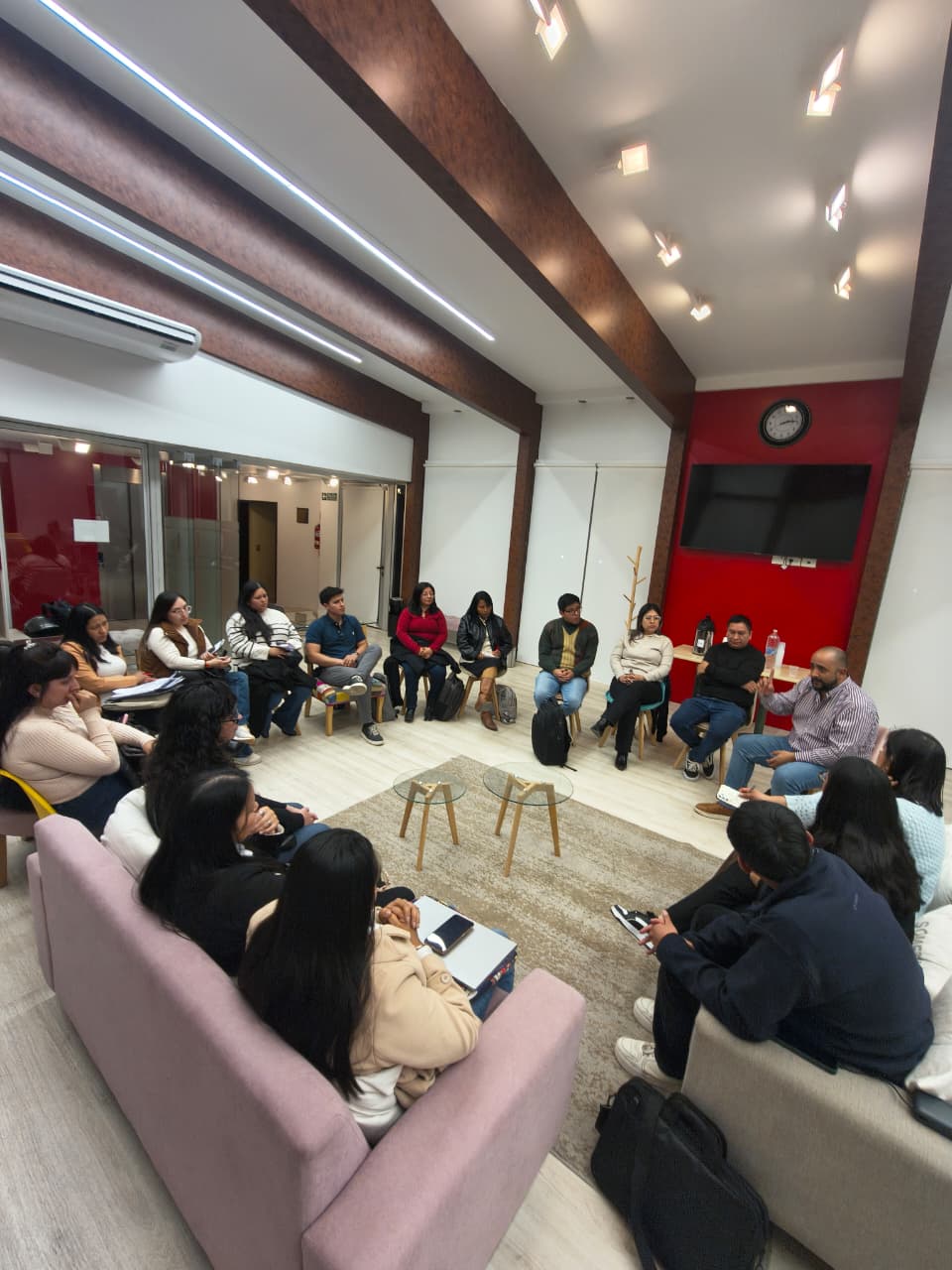 [Imagen de Reunión de trabajo Decreto Nº 5763-JG-2026]